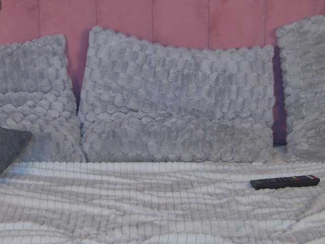 OliviaRoss's BongaCams show and profile