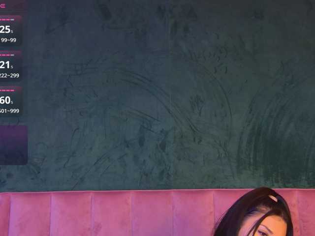 OliviaRoss's BongaCams show and profile