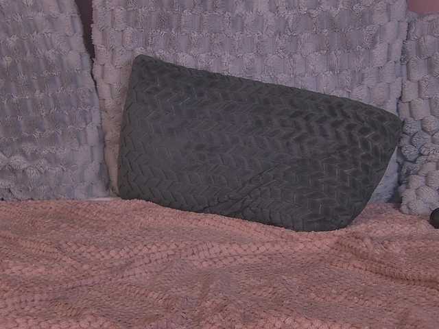 OliviaRoss's BongaCams show and profile