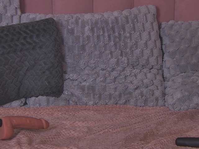 OliviaRoss's BongaCams show and profile