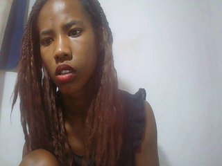 Sexy-Sarah's Live Webcam