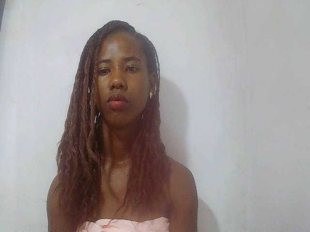 sexy-sarah's BongaCams show and profile