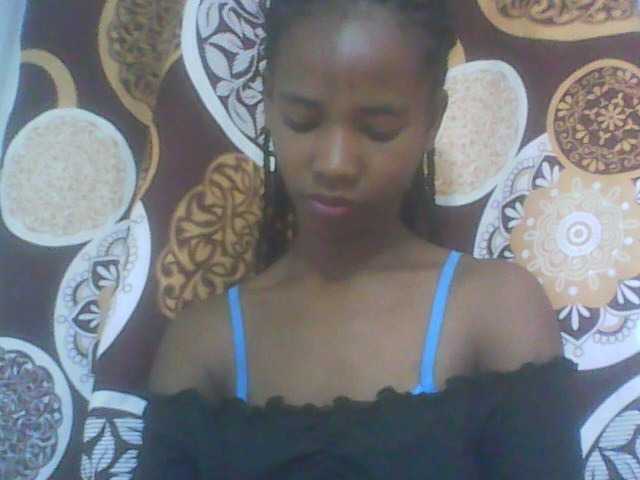 sexy-sarah's BongaCams show and profile