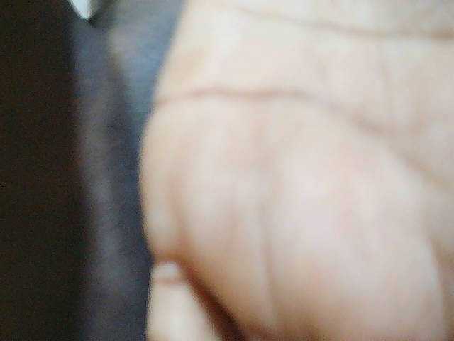 sexy-sarah's BongaCams show and profile