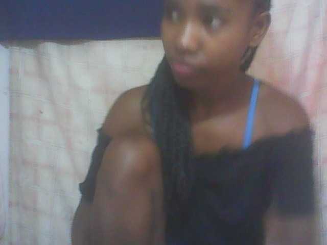 sexy-sarah's BongaCams show and profile