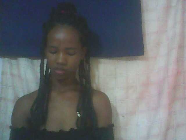 sexy-sarah's BongaCams show and profile