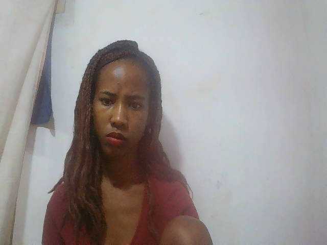 sexy-sarah's BongaCams show and profile