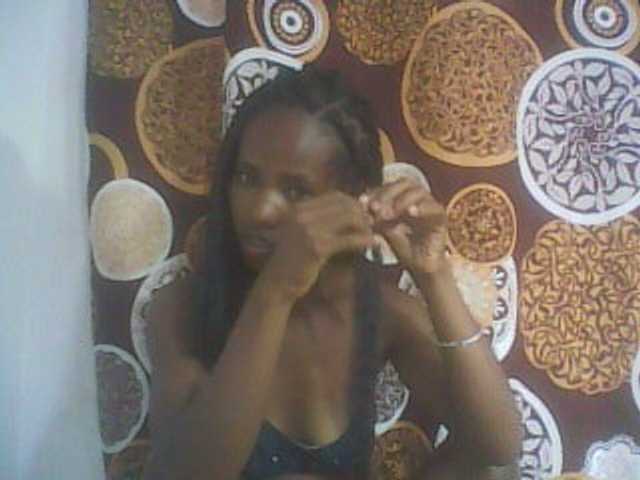 sexy-sarah's BongaCams show and profile