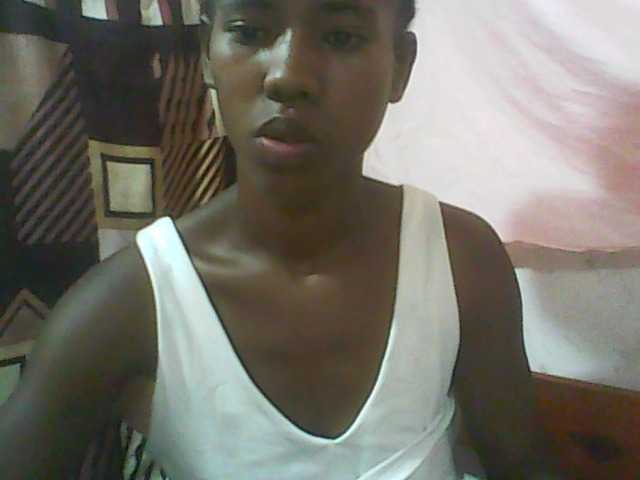 sexy-sarah's BongaCams show and profile