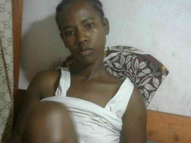 Sexy-Sarah Sexy-Sarah