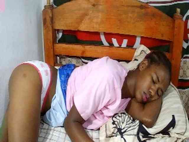 Sexy-Sarah Sexy-Sarah