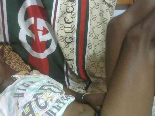 Sexy-Sarah Sexy-Sarah