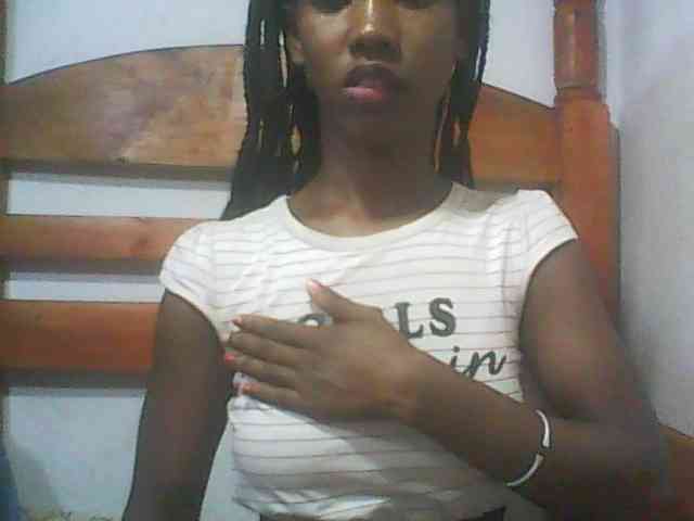 Sexy-Sarah Sexy-Sarah