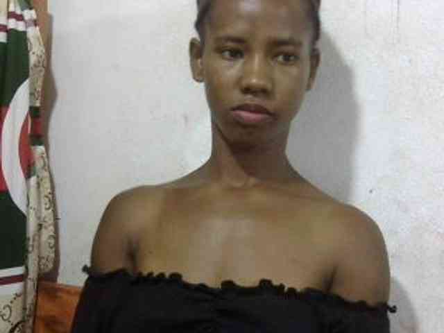 Sexy-Sarah Sexy-Sarah