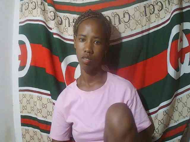 Sexy-Sarah Live Webcam on BongaCams