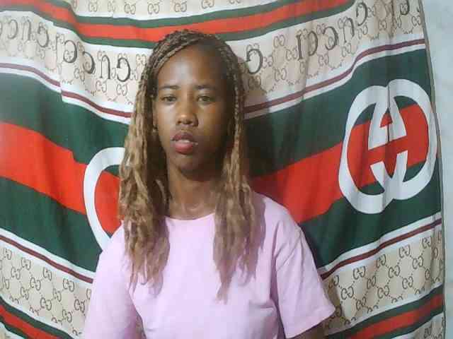 Sexy-Sarah Live Webcam on BongaCams