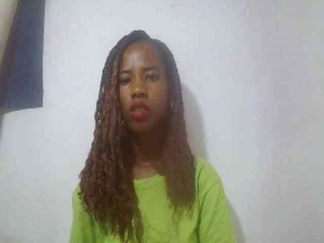 Sexy-Sarah Sexy-Sarah