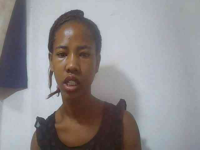 Sexy-Sarah Sexy-Sarah