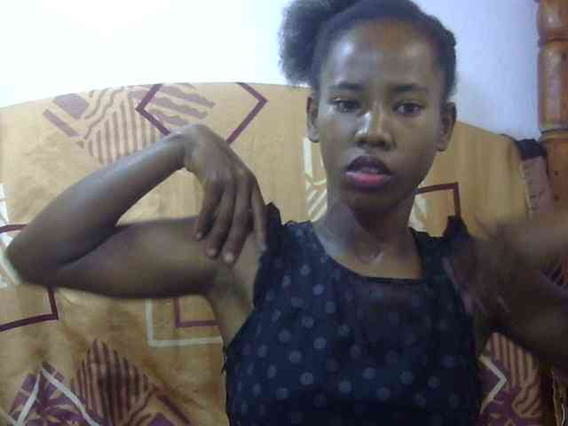 Sexy-Sarah Sexy-Sarah