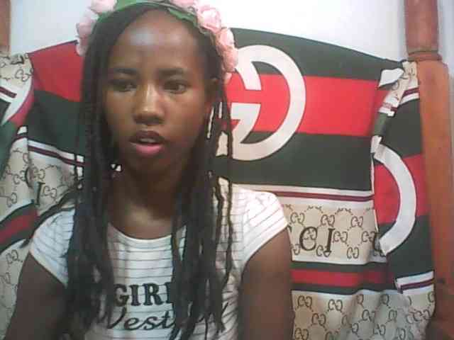 Sexy-Sarah Sexy-Sarah