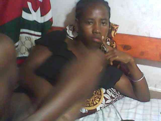 Sexy-Sarah Sexy-Sarah