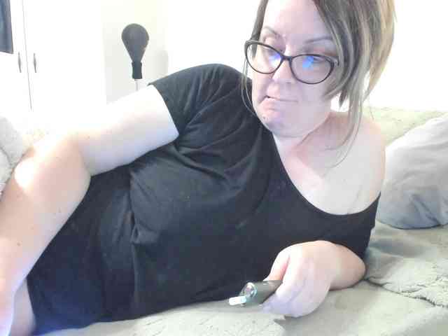 wetladyjoy50 webcam