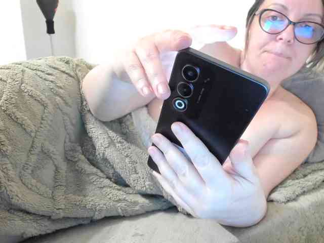 wetladyjoy50 webcam