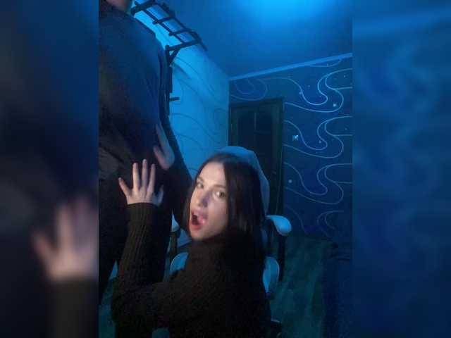 Virniks's BongaCams show and profile