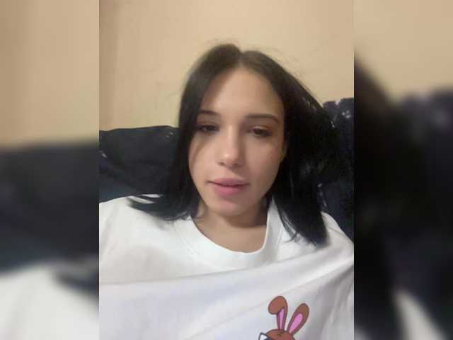 Virniks – webcam model profile photo