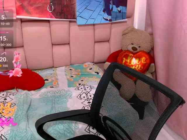 naylahot18 naylahot18