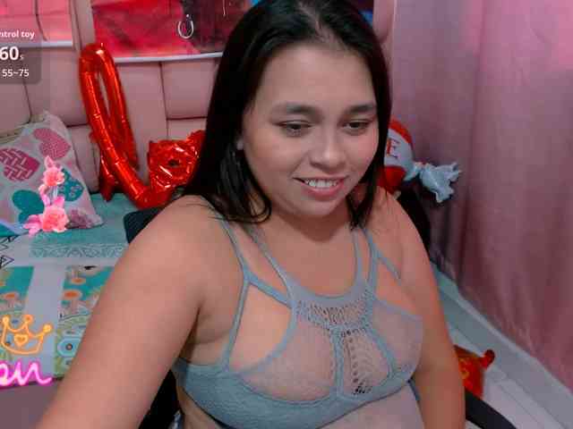 naylahot18 webcam
