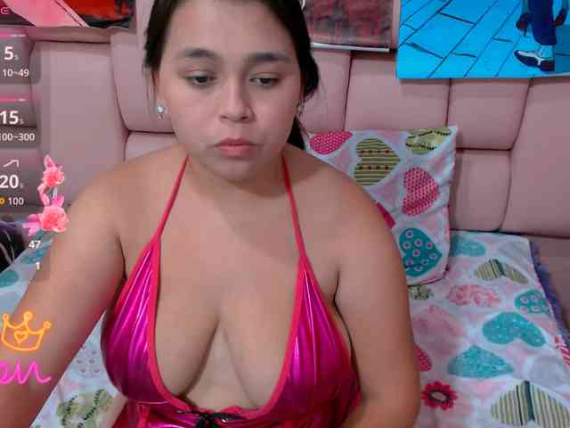 naylahot18 webcam