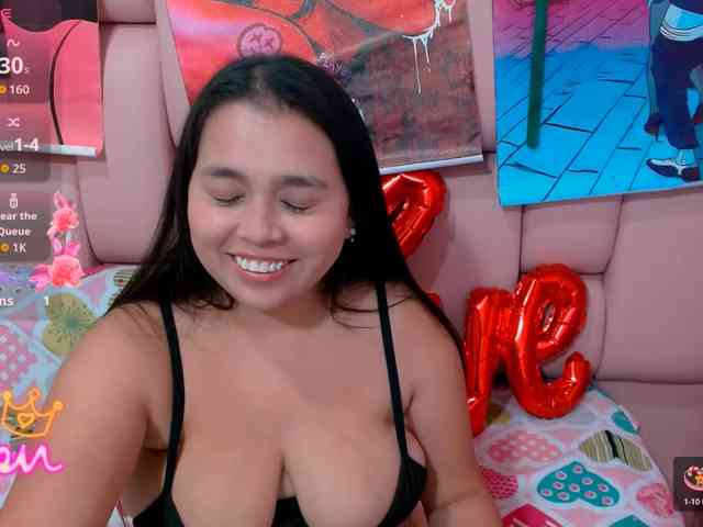 naylahot18 webcam