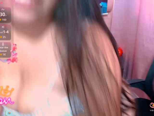 naylahot18 webcam