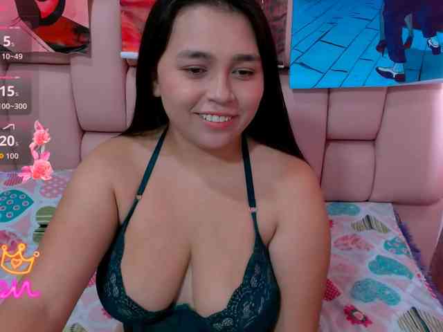 naylahot18 webcam