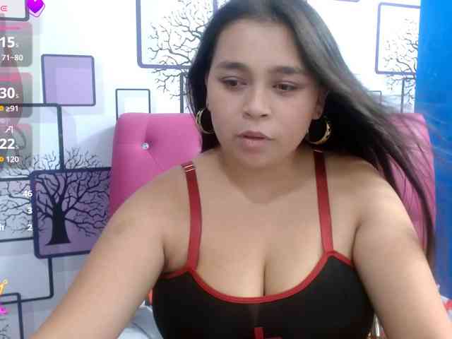 naylahot18 webcam