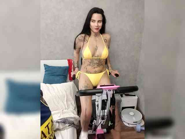 Stefania-one1- webcam