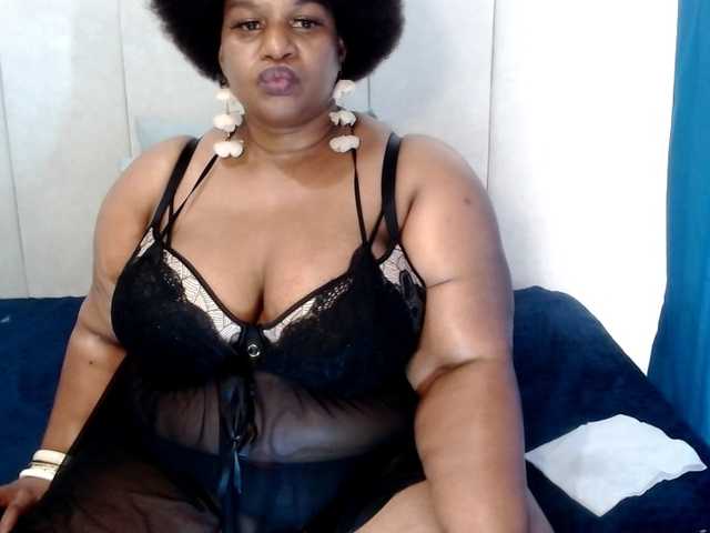 Splendidtalitha's BongaCams show and profile