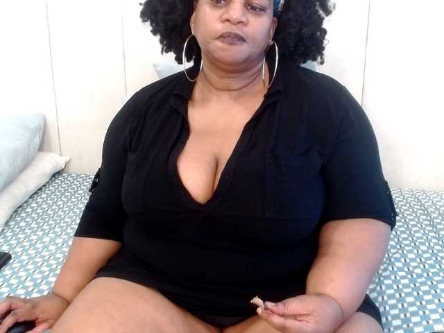 Splendidtalitha's BongaCams show and profile