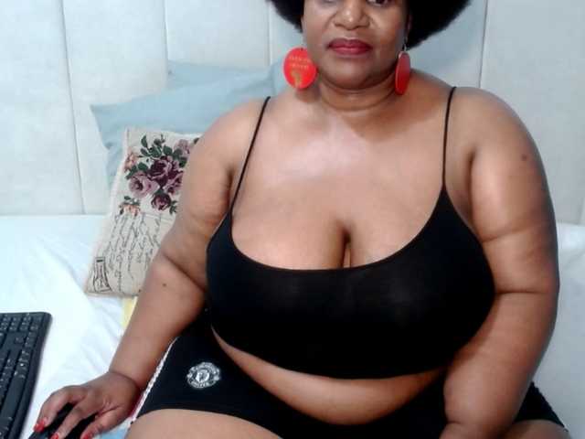 Splendidtalitha's BongaCams show and profile