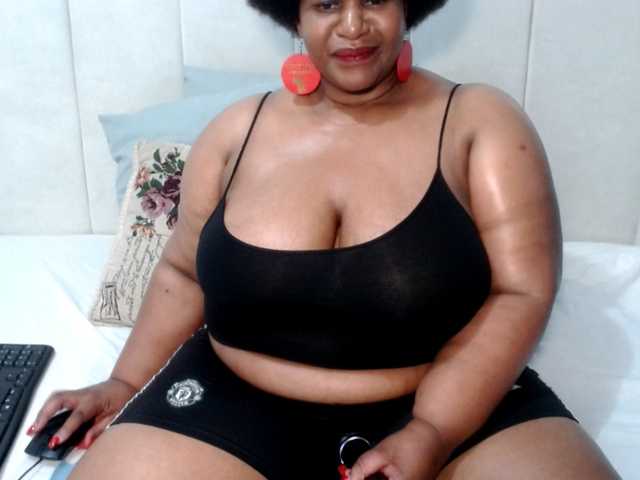 Splendidtalitha's BongaCams show and profile