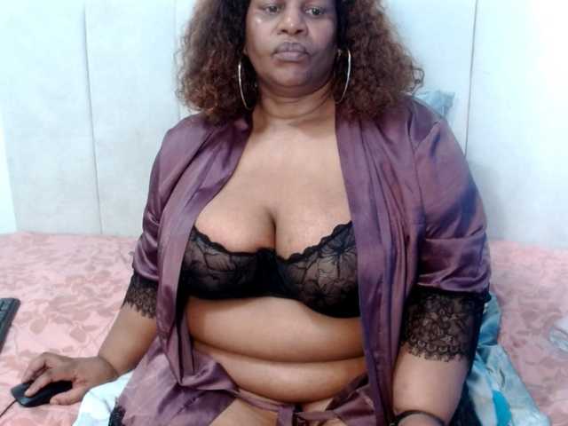 Splendidtalitha's BongaCams show and profile