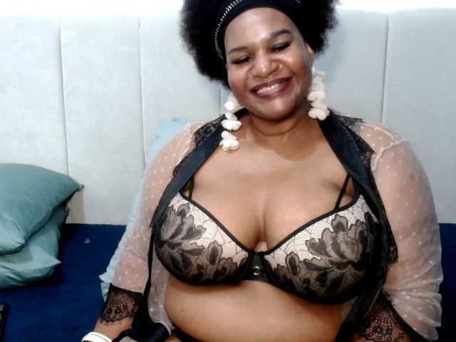 Splendidtalitha's BongaCams show and profile