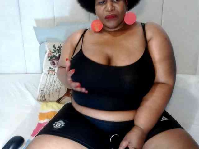 Splendidtalitha Live Webcam on BongaCams