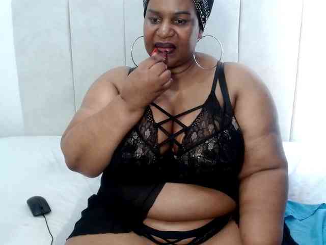 Splendidtalitha Live Webcam on BongaCams