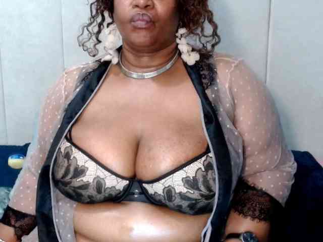 Splendidtalitha webcam