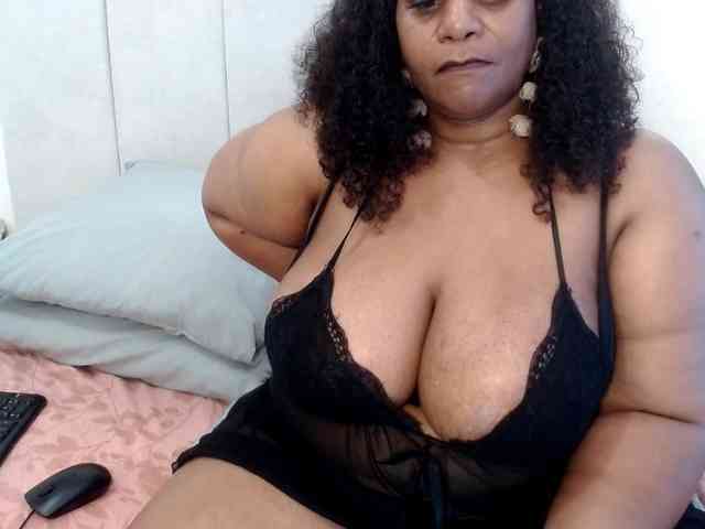 Splendidtalitha webcam