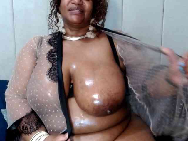 Splendidtalitha webcam