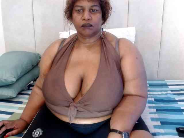 Splendidtalitha webcam