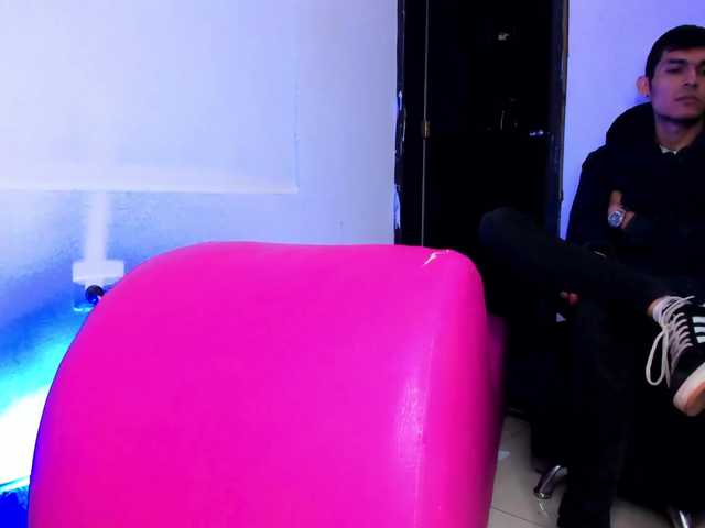 Threesome-no-meercy2's BongaCams show and profile